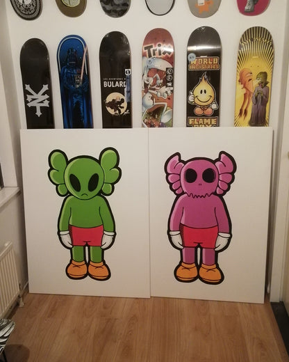 DMOVDO – ALIEN (90 × 120 cm / 35.4 × 47.2 in)