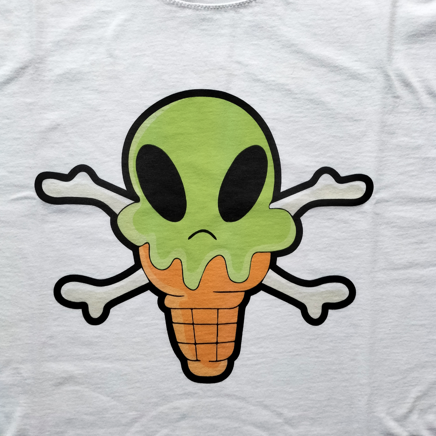 ALIEN CONE T-SHIRT - WHITE