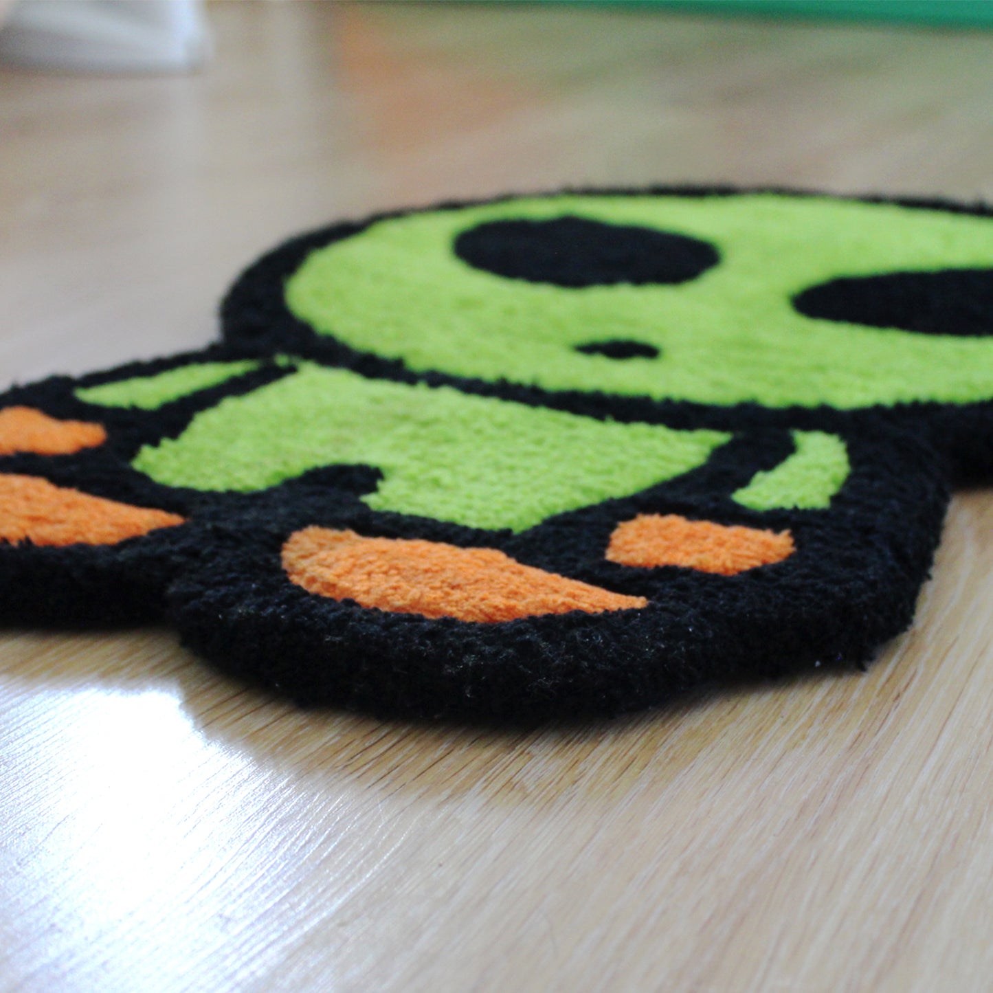DMOVDO - ALIEN RUG (40 × 57 cm / 15.7 × 22.4 in)